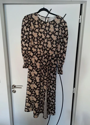 Robe mango, marke: Mango, zustand: Neu, größe: L / 40 / 12, 10,00 €, 11,20 € inklusive Vinted-Käuferschutz