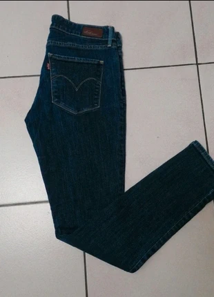 🌹Jean Levi's Skinny Bleu Marine Taille W28 JL24060117, brand: Levi's, condizioni: Ottime, taglia: M / IT 42 / EU 38, €19.00, €20.65 include la Protezione acquisti Pro