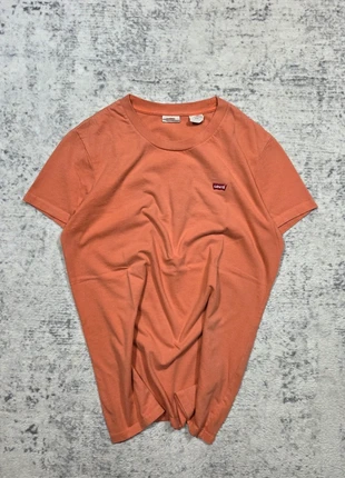 👕 T-shirt Levi’s Orange S Logo Red Tab Vintage, marca: Levi's, estado: Muy bueno, tamaño: S, 19,99 €, 21,69 € Protección al comprador Pro incluida