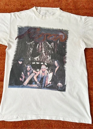 Vtg 1993 Poison Native Tour World Tour T-shirt, brand: Vintage, condizioni: Ottime, taglia: M, €35.00, €37.45 include la Protezione acquisti