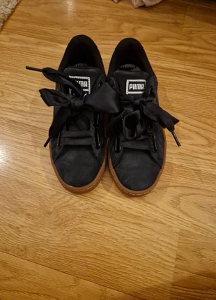 Puma femme, marke: Puma, zustand: Sehr gut, größe: 35, 5,00 €, 5,95 € inklusive Vinted-Käuferschutz