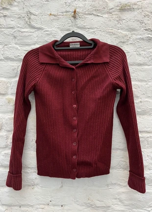 Burgundy fitted cardigan in merino wool, marque: AP BY BRUPHILS, état: Neuf sans étiquette, taille: S / 36 / 8, 25,00 €, 26,95 € Protection acheteurs incluse