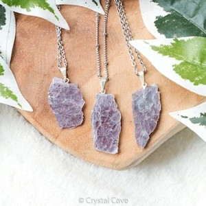 Colgante lepidolita natural en lámina cruda, marque: Natural, état: Neuf avec étiquette, 10,00 €, 11,20 € Protection acheteurs incluse