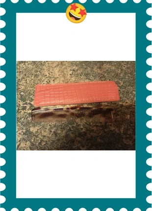 Peigne de poche vintage – effet écaille – avec étui rouge façon croco – années 70/80, condizioni: Ottime, €8.00, €9.10 include la Protezione acquisti Pro