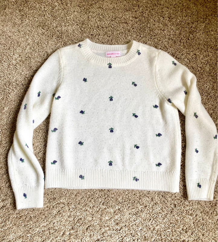 Design History Sweater - Small 1