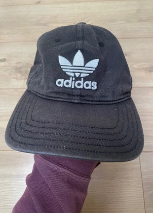 casquette adidas noire adidas black and white cap stripes, marke: adidas, zustand: Gut, größe: Einheitsgröße, 9,00 €, 10,15 € inklusive Vinted-Käuferschutz