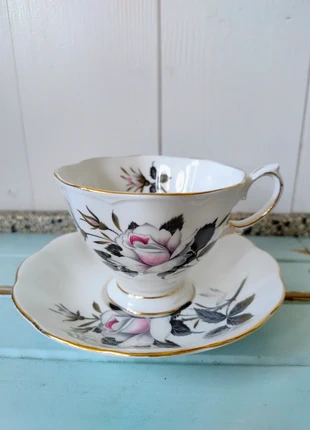 Prachtig! Kop en schotel Royal Albert Bone China England, marque: ROYAL ALBERT, état: Bon état, 7,50 €, 8,58 € Protection acheteurs (Pro) incluse
