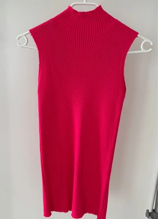 Pinkes Rippen-Top mit Stehkragen – Miss Poem (Größe M/L), marke: Miss Poem, zustand: Neu, größe: M / 38 / 10, 6,00 €, 7,00 € inklusive Vinted-Käuferschutz