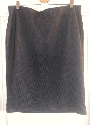 Knierok stretch, merk: Bel&Bo, staat: Goed, maat: 4XL / 48 / 20, € 4,00, € 4,90 inclusief Kopersbescherming