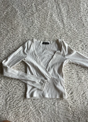 Lang ärmliges bauchfreies top mit V-Ausschnitt, brand: FB Sister, condizioni: Ottime, taglia: XXS / IT 36 / EU 32, €5.00, €5.95 include la Protezione acquisti