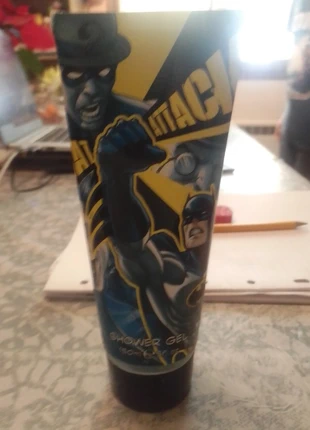 Gel douche garçon, brand: DC Comics, condizioni: Nuovo senza cartellino, taglia: 4 anni / 104 cm, €3.00, €3.85 include la Protezione acquisti