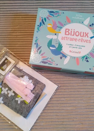 Kit créatif enfants diy : bijoux attrape-rêves  + un porte-monnaie à fabriquer, merk: Gründ, staat: Nieuw zonder prijskaartje, maat: 8 jaar / 128 cm, € 8,00, € 9,10 inclusief Kopersbescherming