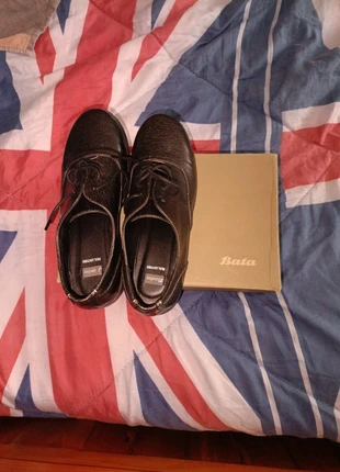 Chaussures à lacets neuves, marke: Bata, zustand: Neu, größe: 40, 5,00 €, 5,95 € inklusive Vinted-Käuferschutz