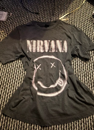 grey and purple nirvana smiley face t shirt size XS, brand: Primark, condition: Very good, size: XS / UK 4-6, £5.00, £5.95 includes Buyer Protection
