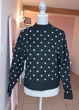 Pull à pois H&M taille 34 XS, marke: H&M, zustand: Sehr gut, größe: XS / 34 / 6, 5,00 €, 5,95 € inklusive Vinted-Käuferschutz