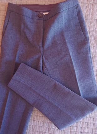 Pantaloni 45% lana grigi eleganti donna, marque: Erika Cavallini, état: Neuf sans étiquette, taille: XXS / 32 / 4, 39,00 €, 41,65 € Protection acheteurs incluse