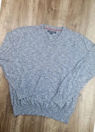 Pull col V Tommy Hilfiger bleu marine logo brodé taille M Th002, marke: Tommy Hilfiger, zustand: Sehr gut, größe: M, 6,00 €, 7,00 € inklusive Vinted-Käuferschutz