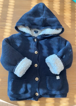 Gilet gris chaud Kiabi, marque: Kiabi, état: Bon état, taille: 18-24 mois / 86 cm, 5,00 €, 5,95 € Protection acheteurs incluse