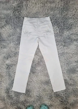 Jeans blanc brodé vintage y2k droit large, marke: Vintage Dressing, zustand: Gut, größe: M / 38 / 10, 12,00 €, 13,30 € beinhaltet Vinted-Käuferschutz Pro