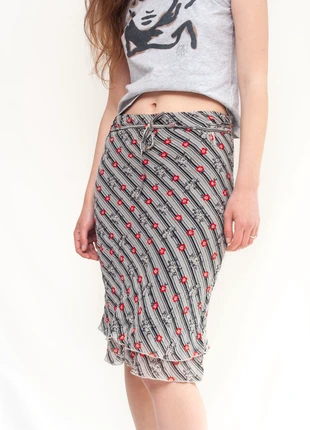 Jupe midi mesh y2k Naf Naf, marque: Naf Naf, état: Très bon état, taille: M / 38 / 10, 18,00 €, 19,60 € Protection acheteurs (Pro) incluse