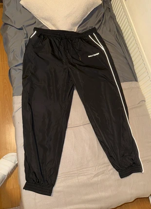 Daily Paper zwarte trainingsbroek met reflecterende details – nieuw – maat XXL, marca: Daily paper, estado: Novo sem etiquetas, tamanho: XXL, €30.00, €32.20 inclui Proteção do Comprador