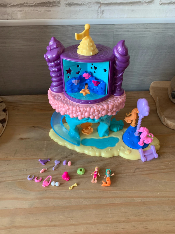 Polly pocket - le monde des sirenes, figurines