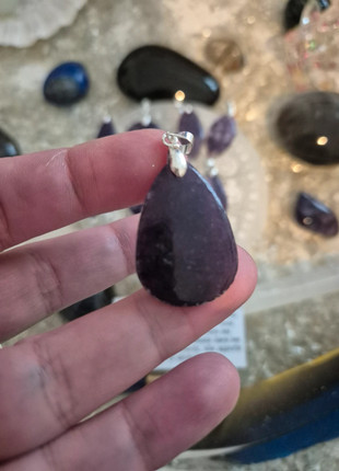 Pendentif lepidolite, état: Neuf sans étiquette, 8,00 €, 9,10 € Protection acheteurs incluse