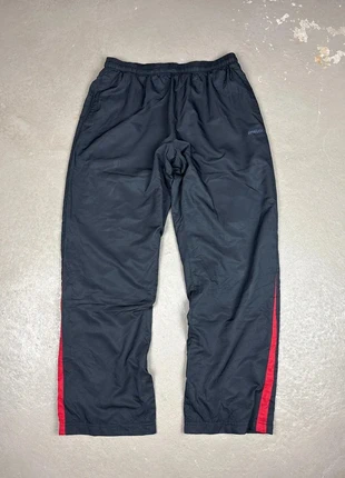 Reebok Trackpants Größe M Vintage Schwarz Rot Training Hose, merk: Reebok, staat: Heel goed, maat: M, € 19,90, € 21,60 inclusief Kopersbescherming