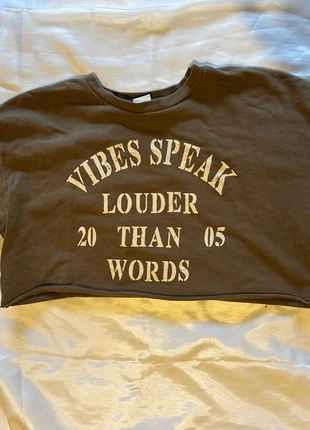 Kurzer Oversizepulli, brand: Bershka, condizioni: Ottime, taglia: 11 anni / 146 cm, €2.00, €2.80 include la Protezione acquisti