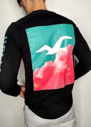 T-shirt manches longues noir bleu nuage rose Hollister T.XS, marque: Hollister, état: Très bon état, taille: XS, 12,00 €, 13,30 € Protection acheteurs (Pro) incluse