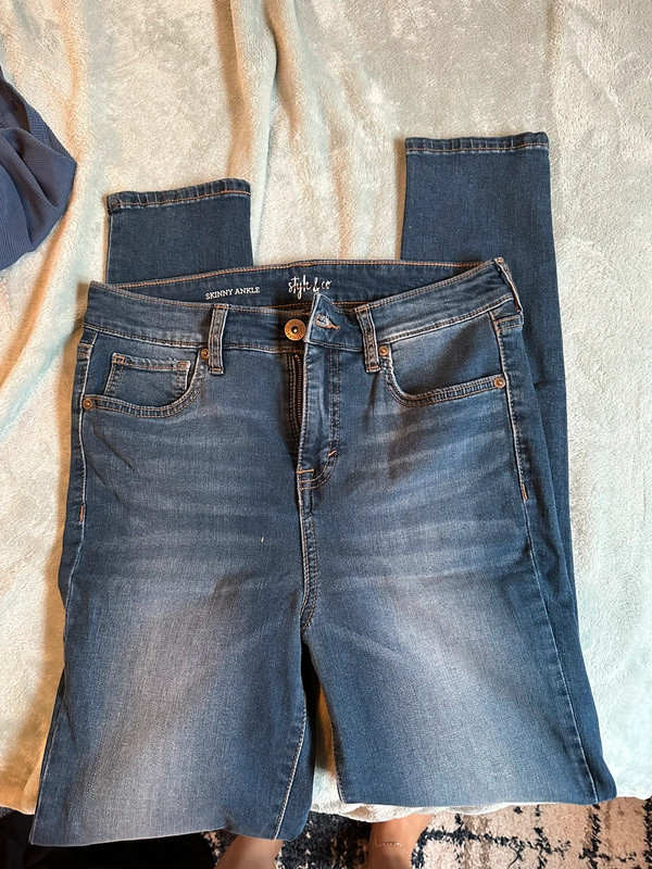Women’s jeans size 6 1