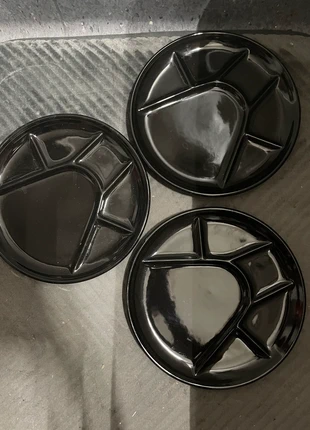 Trois Assiettes fondus , état: Neuf sans étiquette, 13,00 €, 14,35 € Protection acheteurs incluse