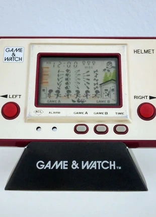 Helmet - Nintendo Game & Watch (Maquinita), état: Bon état, 105,00 €, 110,95 € Protection acheteurs incluse