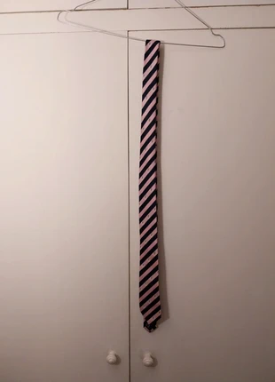 Cravate en soie, marke: Rose, zustand: Sehr gut, 5,00 €, 5,95 € inklusive Vinted-Käuferschutz