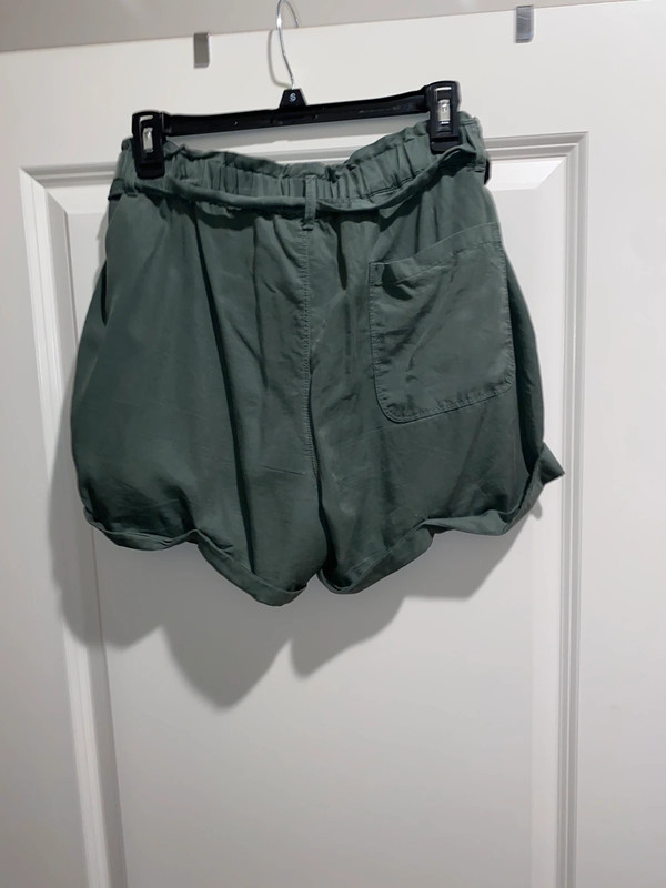 Aerie Olive Green Shorts 2