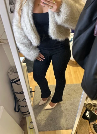 pantalon léger, marque: Bershka, état: Neuf sans étiquette, taille: S / 36 / 8, 4,00 €, 4,90 € Protection acheteurs incluse