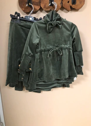 Ensemblevelours, brand: Kiabi, condition: New with tags, size: 9-12 months / 74 cm, €20.00, €21.70 includes Buyer Protection