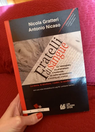 Libro Fratelli di sangue, staat: Nieuw zonder prijskaartje, € 5,00, € 5,95 inclusief Kopersbescherming