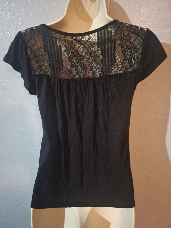 Women's xs top 2