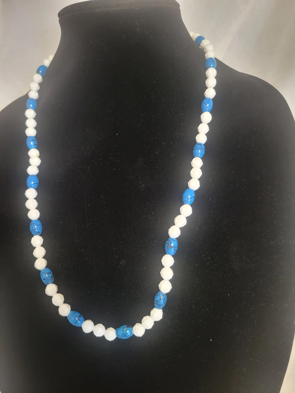 Blue & White Beaded Necklace 2