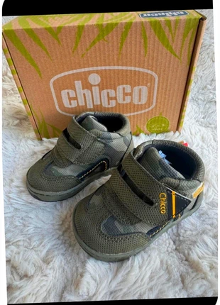 Chicco baskets montantes a  scratch chaussons garçon bleu & jaune  pointure 18 neuves, marque: Chicco, état: Neuf avec étiquette, taille: 18, 12,00 €, 13,30 € Protection acheteurs incluse