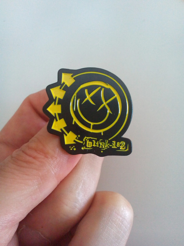 Blink 182 Enamel Lapel Pin Metal Badge Pins | Vinted