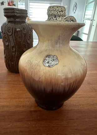 Prachtig vaasje., merk: West Germany, staat: Heel goed, € 3,00, € 3,85 inclusief Kopersbescherming