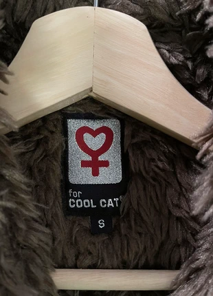 Vest for Woman, brand: CoolCat, condizioni: Ottime, taglia: S / IT 40 / EU 36, €12.50, €13.83 include la Protezione acquisti