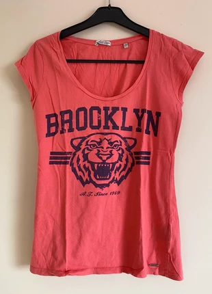 Tee-shirts American Today, brand: America Today, condition: Good, size: S / 36 / 8, €2.00, €2.80 includes Buyer Protection