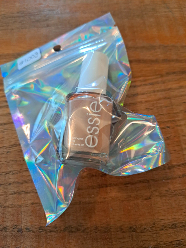 Essie nail polish color bare with me new unopened 4