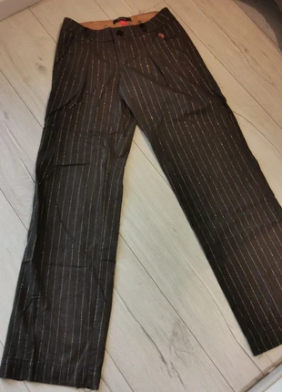 Pantalon à rayures Hugo boss, marke: Hugo Boss, zustand: Zufriedenstellend, größe: S / 36 / 8, 7,50 €, 8,58 € inklusive Vinted-Käuferschutz
