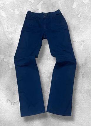 Klassische Armani Jeans J75BS in Dunkelblau – Slim/Straight Fit - EU 27 - Mid-Waist, marke: Armani Jeans, zustand: Sehr gut, größe: XXS / 32 / 4, 17,50 €, 19,08 € inklusive Vinted-Käuferschutz
