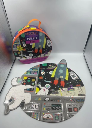Puzzle enfant 100 pièces Space station, merk: Floss & rock, staat: Heel goed, maat: Universeel, € 5,00, € 5,95 inclusief Kopersbescherming