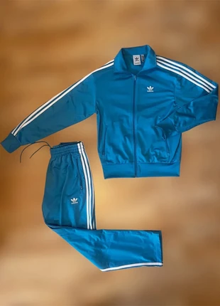 Survêtement Adidas Originals bleu Clair / Firebird Tracksuit / Taille S, marque: adidas, état: Très bon état, taille: S, 60,00 €, 63,70 € Protection acheteurs incluse